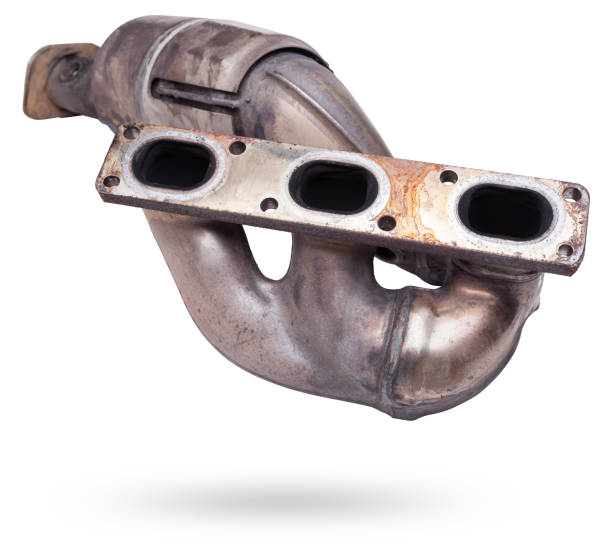 Bầu khí thải xe máy đời cũ và đời mới